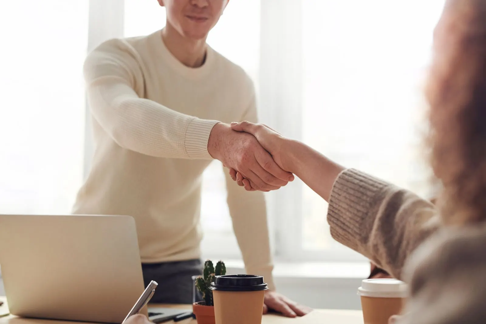 Leasing ou crédit : quel financement choisir pour un équipement professionnel ?